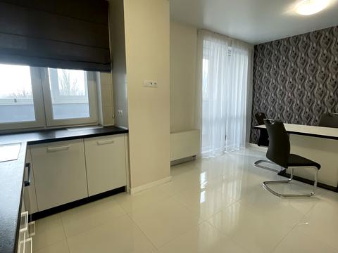 квартира за адресою Любомира Гузара просп. (Космонавта Комарова), 26