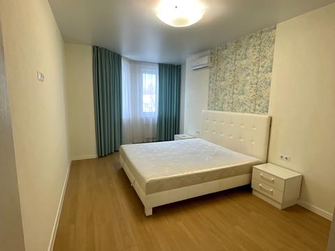 квартира за адресою Любомира Гузара просп. (Космонавта Комарова), 26