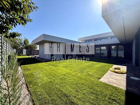 будинок за адресою Миколи Леонтовича вул., 1