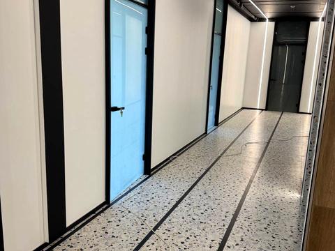 комерційна за адресою Озерна вул., (Будинок 1)