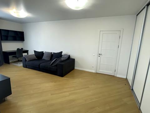 квартира за адресою Любомира Гузара просп. (Космонавта Комарова), 26