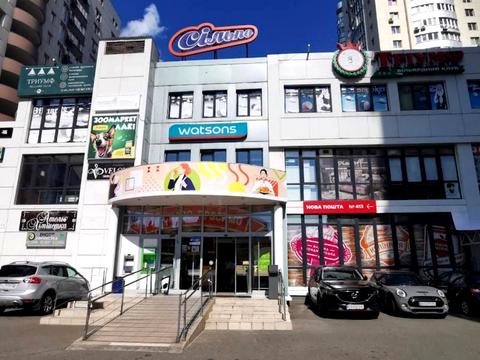 комерційна за адресою Миколи Руденка бульв. (Кольцова), 14м