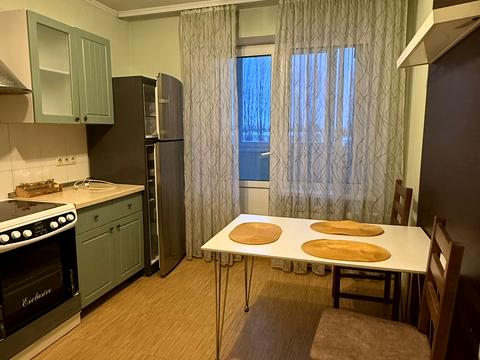 квартира за адресою Сергія Москаленка вул. (Красовського), 8-Б