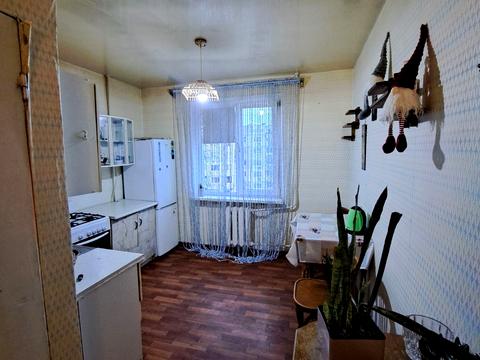 квартира за адресою Євгена Чикаленка вул., 52/3