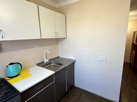 квартира за адресою Кам'янецька вул., 108