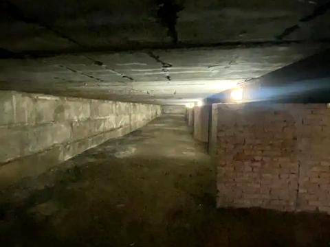 комерційна за адресою Праці просп., 2а