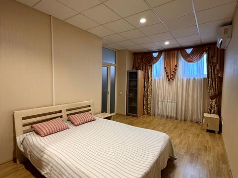 квартира за адресою Володимира Івасюка просп. (Героїв Сталінграду), 12-Є