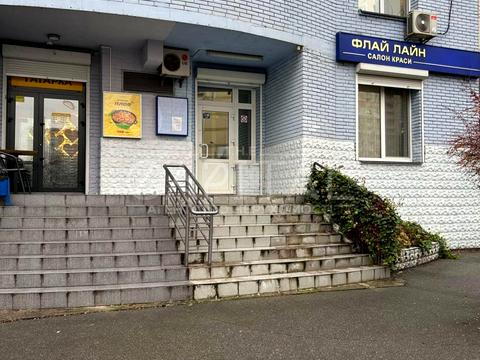 комерційна за адресою Петра Григоренка просп., 1-Б