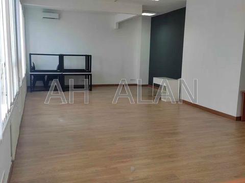 комерційна за адресою Євгена Сверстюка вул. (Марини Раскової), 11