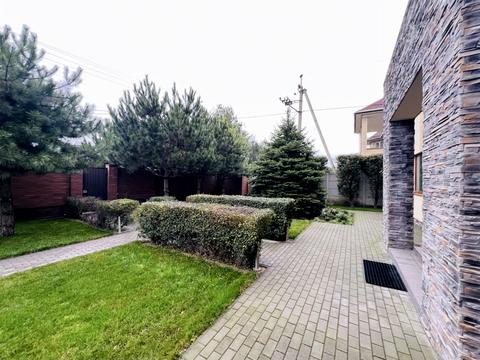 будинок за адресою смт. Обухівка, Строителей