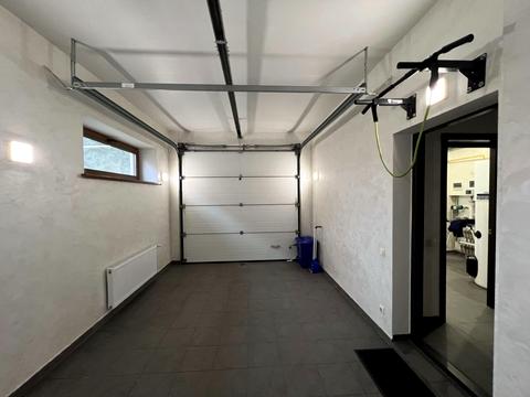 будинок за адресою смт. Обухівка, Строителей