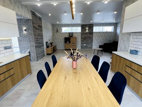 будинок за адресою смт. Обухівка, Соснова