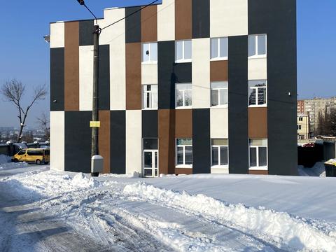 комерційна за адресою Івана Сірка вул., 11б