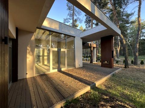 будинок за адресою смт. Обухівка, Ласточкина