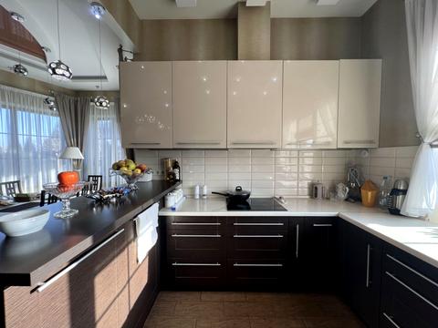 будинок за адресою смт. Обухівка, Незалежності