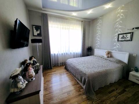 будинок за адресою смт. Обухівка, Незалежності