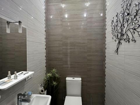 будинок за адресою смт. Обухівка, Незалежності