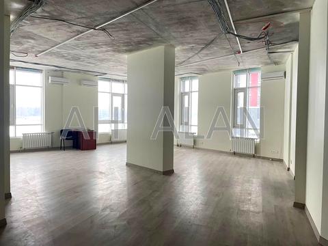 комерційна за адресою Київ, Микільсько-Слобідська вул., 15