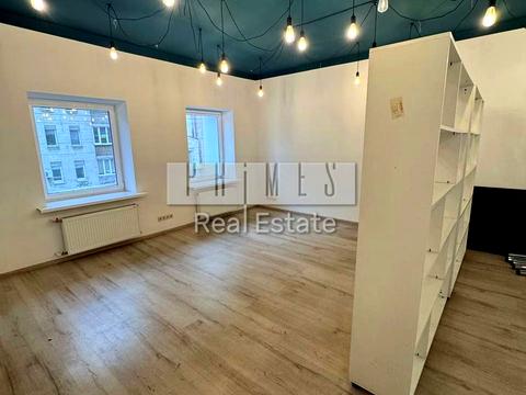 комерційна за адресою Костянтинівська вул., 56