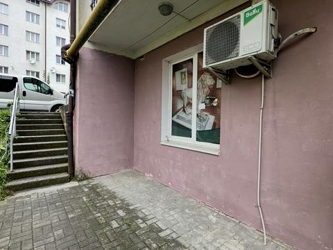 комерційна за адресою Джона Ленона вул., 35