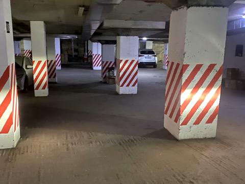 паркоместо по адресу Вице-адмирала Жукова переулок, 17