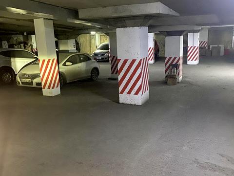 паркоместо по адресу Вице-адмирала Жукова переулок, 17