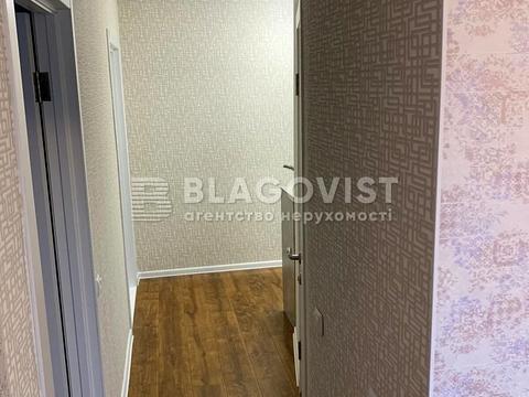 квартира за адресою Київ, Генерала Генадія Воробйова вул. (Курська), 8-А