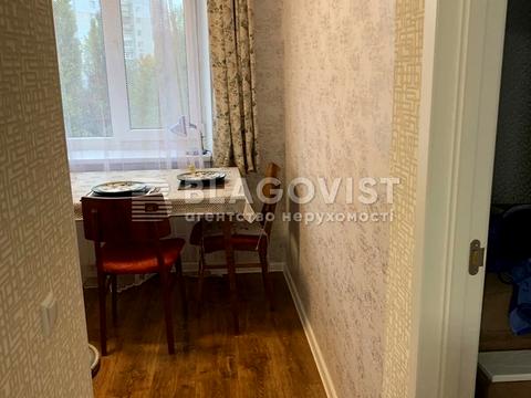 квартира за адресою Київ, Генерала Генадія Воробйова вул. (Курська), 8-А