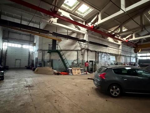 комерційна за адресою Богдана Хмельницького просп. (Героїв Сталінграда), 153