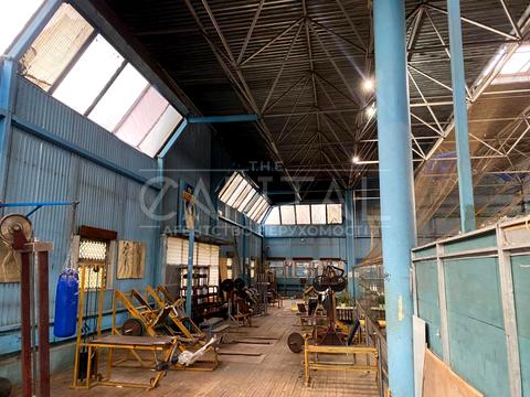 комерційна за адресою Привокзальна вул., 12а