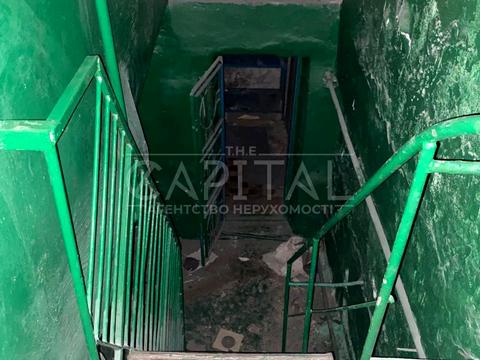 комерційна за адресою Привокзальна вул., 12а