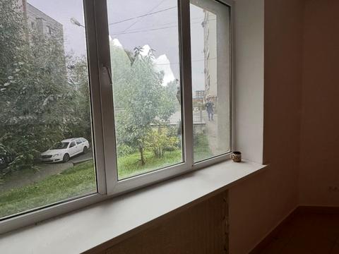 комерційна за адресою Джона Ленона вул., 35