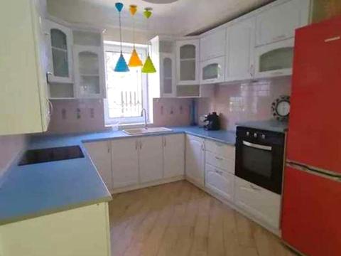 будинок за адресою Прорізна вул.