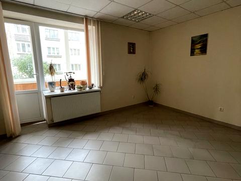 комерційна за адресою Князя Острозького вул., 46