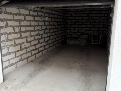 паркоместо по адресу Сімейна ул., 5