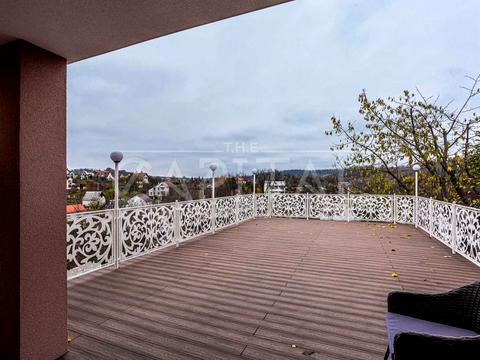 дом по адресу Центральна