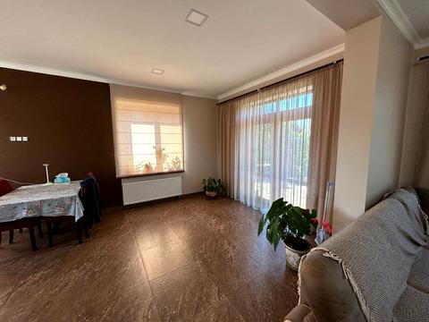 будинок за адресою Івана Франка вул.