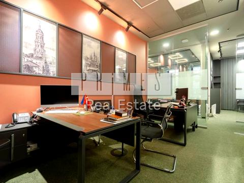 комерційна за адресою Богдана Хмельницького вул., 9б-в