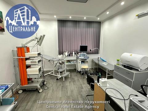 комерційна за адресою Руданського вул., 24