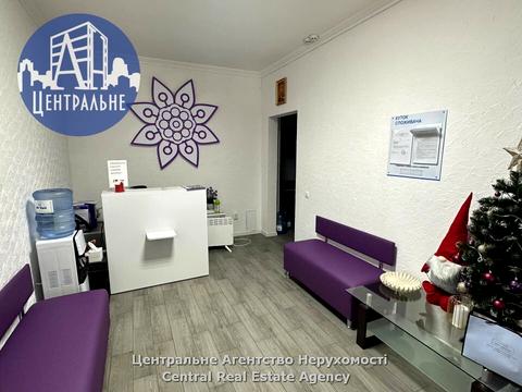 комерційна за адресою Руданського вул., 24