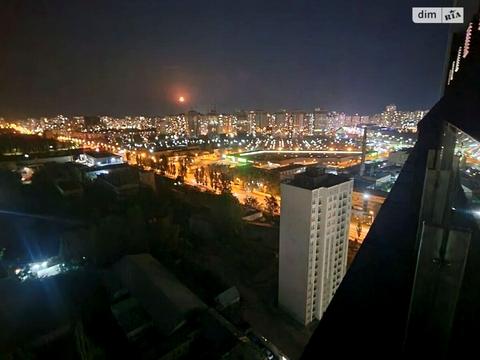 квартира за адресою Причальна вул., 14