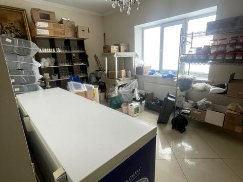 комерційна за адресою Микулинецька вул., 117