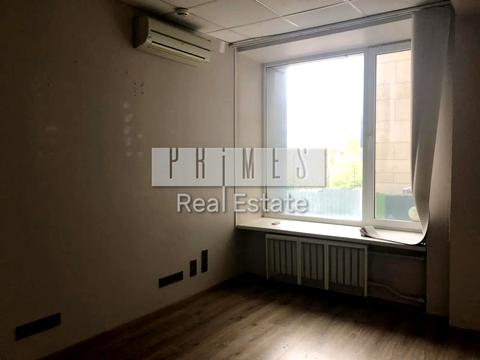 комерційна за адресою Київ, Болсуновська вул. (Сергія Струтинського), 2