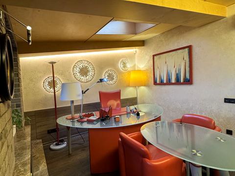 квартира за адресою Дмитра Яворницького просп. (Карла Маркса), 42