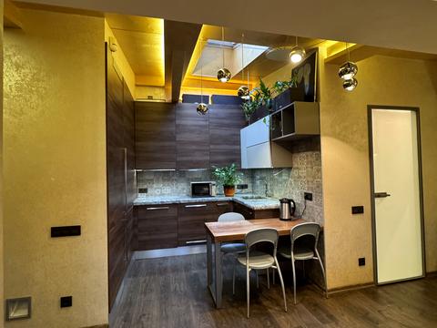 квартира за адресою Дмитра Яворницького просп. (Карла Маркса), 42