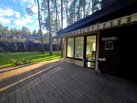 будинок за адресою Набережна вул.