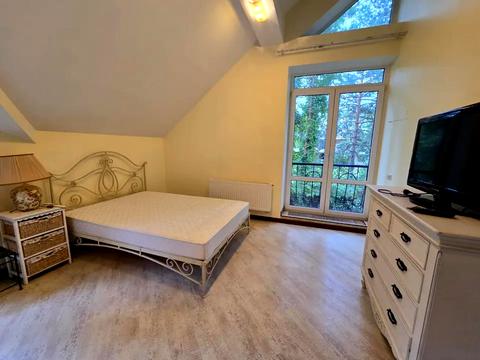 будинок за адресою Набережна вул.