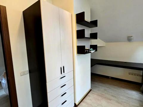 будинок за адресою Набережна вул.