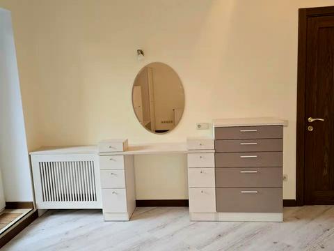 будинок за адресою Набережна вул.