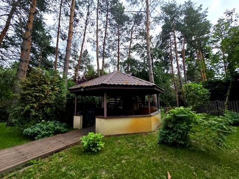 будинок за адресою Набережна вул.